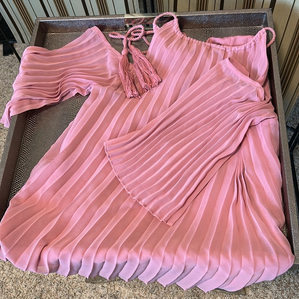 Chiffon cold shoulder top